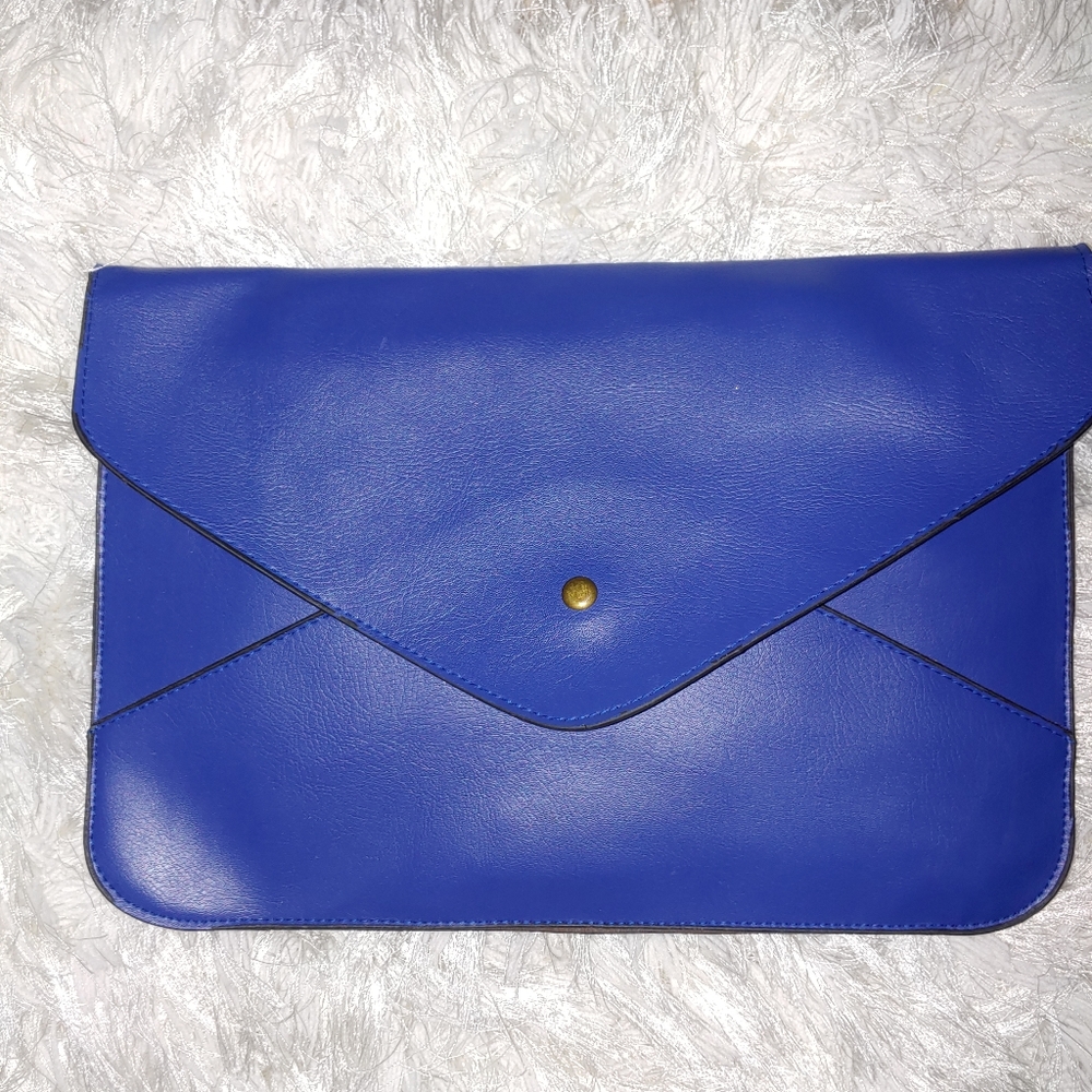 Blue clutch purse